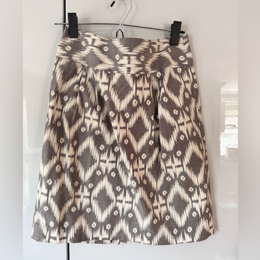 Banana Republic (Heritage) skirt. Size 6.